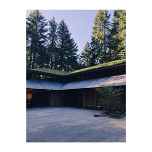 上课太硬女同桌帮我自慰
